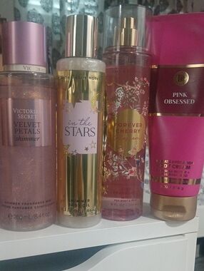 Bath & Body Works Shimmer Body Mist & Oils in Pink and Gold